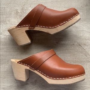 Leather Clogs